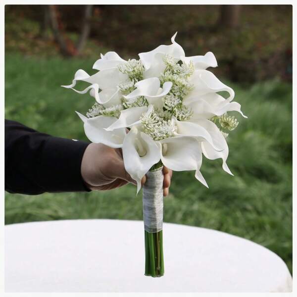 Wedding Bouquets High Simulation Calla Lily Bride Holding Flowers Bouquet, Bridesmaids Bouquets Bride Holding Flowers,Bride Holding Flowers,White Fake Flowers For Spring Mother's Day Easter Gifts Home Kitchen Wedding Decorations Summer Birthday Beach Back To School School Supplies Room Decor