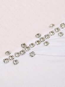 高级缎面交叉缠绕式头巾帽 - 镶钻装饰的端庄头饰，配有可调节系带（女士时尚围巾帽） - 多色 - 查看 2