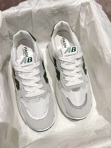 Tênis de Plataforma Femininos | Retalhos de Couro e Malha Respirável | Decoração Geométrica e Colorblock Minimalista | Bico Redondo de Cano Baixo com Aba de Puxar | Sola Grossa Serrilhada Anti-Derrapante Gradiente | Tênis Casuais para Deslocamentos | Visual do Dia a Dia para Mulheres Jovens (Branco+Azul/Branco+Rosa/Branco+Verde)