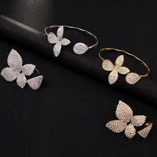 Schmuck-Set mit Blumen- und Blattmotiv in Silber, Armreif und Ring mit Strass, geeignet für Bankette, Partys und den Alltag
