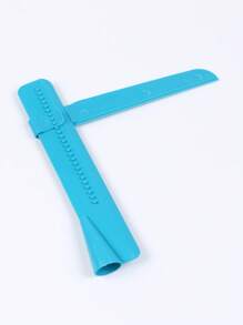 1pc Plastic Cake Spatula/Scraper Baking Tool