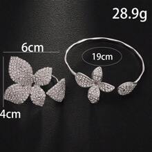 Schmuck-Set mit Blumen- und Blattmotiv in Silber, Armreif und Ring mit Strass, geeignet für Bankette, Partys und den Alltag