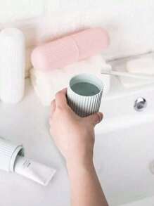 4件套牙刷旅行盒，便携式牙刷杯架，塑料旅行牙刷盒，旅行多功能，可容纳牙刷和牙膏，也可用作牙刷杯家居浴室装饰