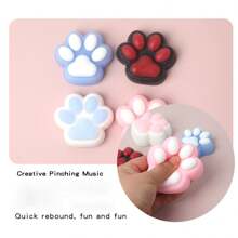 Jouet squishy de grande taille mignon de 6 cm/2,36 pouces en forme de patte de chat. Super doux et compressible, idéal pour le soulagement du stress. Expédié au hasard avec ou sans fourrure.
