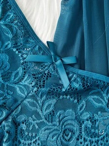 Plus Size Sexy Lace Mesh Patchwork Ruffles Front Slit Adjustable Strap Dress Set - Dark Green - View 5