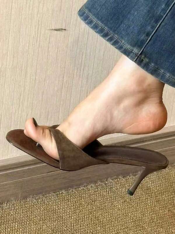 Sandali con cinturino a T con tacco alto da 5-6,3 cm in stile retrò, semplici ed eleganti, con tacco sottile, infradito da donna da indossare con abiti