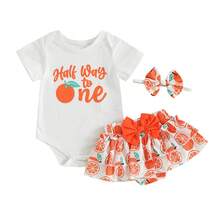 Half Way To One Newborn Baby Girls Birthday Outfits Letter Print Romper Bodysuit Top + Strawberry/Ice Cream/Orange/Watermelon Print Shorts + Bow Headband 3Pcs Clothes Set - 橘色 - 查看 1