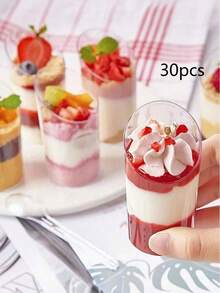 50个斜角甜点杯，3盎司迷你透明甜点杯，适用于水果布丁、冰淇淋、糕点、糖果、派对、婚礼、情人节方形开胃菜杯、生日宴会派对婚礼 - 彩色 - 查看 3