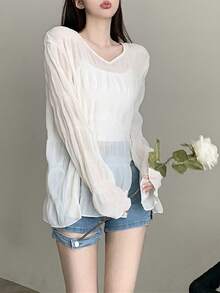Stylish Pleated V-Neck Casual Sunscreen Loose Flare Sleeve Blouse - White - View 4