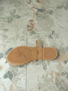 Damen Flache Sandalen mit Hohlmuster, 2025 neue Sommer Mesh Strandurlaub Schwarz Aprikose rutschfest Große Größen Slip-On Pantoffeln, modisch elegant, glamourös, Musik Festival Punk Wild Sexy Schuhe