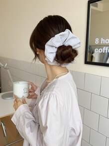 Korean Style Cute Dopamine Plaid Large Scrunchie Gentle Soft Bun Elastic Hair Ties Ponytail Holder, New Design Scrunchies Scrunchy Hair Ties