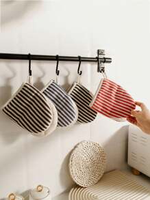1 Piece Of Heat-Resistant Striped Oven Gloves That Can Be Hung - Anti-Scorching, Insulating, Anti-Slip, Easy-To-Hold Baking Gloves For Cooking - Essential Kitchen Items For Home Chefs And Professionals That Can Be Hung