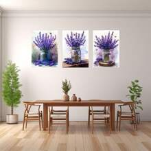 Set de 3 postere înrămate cu imprimeu floral botanic violet și alb, pe pânză, pentru living contemporan, baie, dormitor, hotel, pensiune, apartament, vilă, galerie, sală de clasă, coridor, studio, casă de la țară, bucătărie, sufragerie, cameră pentru copii, birou, birou de acasă, decorațiuni de perete, gata de agățat