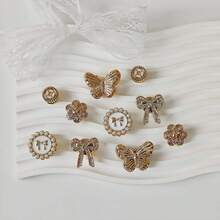 10 pingentes de sapato faça você mesmo - borboleta brilhante, laço, botões decorativos florais, material leve não metálico, estilo versátil e fofo da moda Y2K para homens e mulheres, adequado para sapatos de praia de EVA, sandálias, decoração de sapatos removíveis, presente de Natal