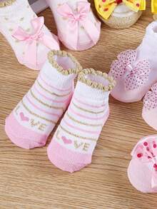 8對多色條紋字母蝴蝶結舒適嬰兒襪，可愛百搭
