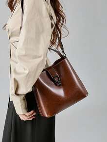 New Women's Bucket Crossbody - Stylish Versatile Commuter Tote & Handbag - Black - View 2