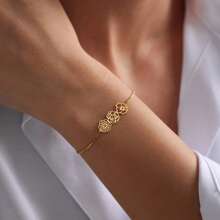 Personalized 1-5 Birth Flowers Bracelet, Birth Flower Family Bracelet, Elegant Personalized Jewelry, Birth Flower Jewelry, Mother's Day Gifts,Gold,Stylish,Colorful,Vintage,Simple,Unisex,Casual,Cuties,Custom,Personalized,Unique,Ideal Gifts For Him,Ideal Gifts For Her,Her,Boyfriend,Girlfriend,Dad,Mom,Family,Friends,For Anniversaries,For Birthdays,For Graduation,For Prom,For Party,Jewelry,Jewelry,School Supplies,Back To School,For Office,For School,For Classroom,For Teacher Gifts,For University,For Colleague,For Dorm Rooms,For Teacher,For Boys And Girls,For Teenagers,Junior High School Students,Middle School Students,High School Senior High School Students,College Students,University Students,Freshman,Sophomore,Underclassmen,Chic Autum, Chic Winter