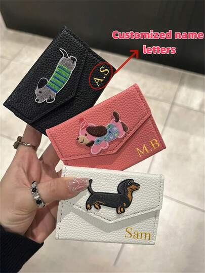 [Customized]Personalized Custom Letter Name Cartoon Dachshund Lychee Pattern Envelope Card Pack Faux Leather Card Storage Bag, Personalized Multi-Card Position, Ultra-Thin And Compact Women's Bag Card Holder
