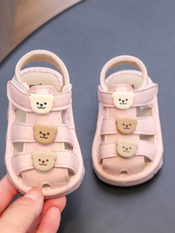 1 Pair Infant Soft Bottom Squeaky Shoes, Cute Cartoon Button Prewalker Sandals
