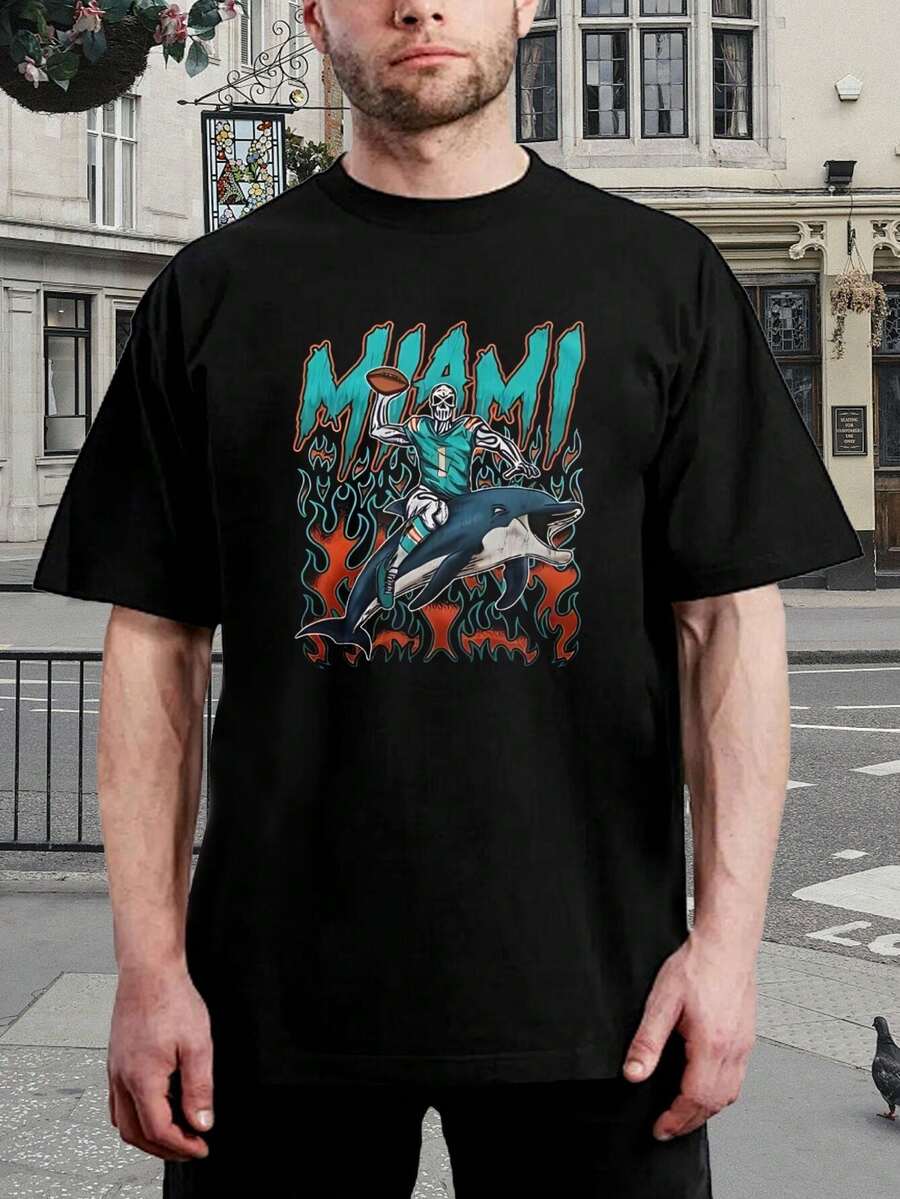 Camiseta vintage de esqueleto de delfines de Miami para hombre montando un tiburón - Camiseta retro de fútbol - Atuendo único para el día del partido - Ropa para fanáticos del deporte - Negro - Ver 1