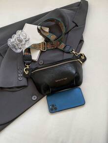 [Chic 2025 时尚单肩包] 咖啡色/深棕色/黑色几何印花宽肩带斜挎胸包 - Chic 2025 女士时尚单肩包 - PU 材质配涤纶衬里，都市风格