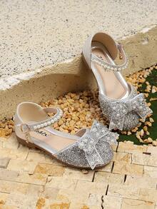 1 双时尚百搭粉色女孩珍珠和水钻蝴蝶结装饰可爱平底凉鞋，圆头，适合日常穿着、跳舞、春秋季户外穿着，闪光装饰包头公主鞋，尺码偏小半码 - 銀色 - 查看 5