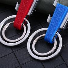 2pcs This Brightly Colored Double Ring Keychain Comes With A Mountain Buckle Clip And Is Available In Both Red And Blue Colors, Making It Fashionable And Eye-Catching. The Metal Material Is Sturdy And Durable, With A Double Ring Design For Easy Classification And Hanging Of Keys. The Mountain Buckle Is Easy To Quickly Connect And Remove, Making It A Practical Small Item For Daily Key Organizatio - Multicolor - View 2