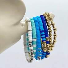 1 boîte de perles en argile bleue pour la fabrication de bracelets, perles de style océan bleu de 6 mm pour bracelets d'amitié. Kit de fabrication de bijoux avec cordon élastique en cristal. Matériel pour bracelet DIY comprenant fausse perle, poterie douce, polymère, lettrage, septums d'étoile de mer et coquillage