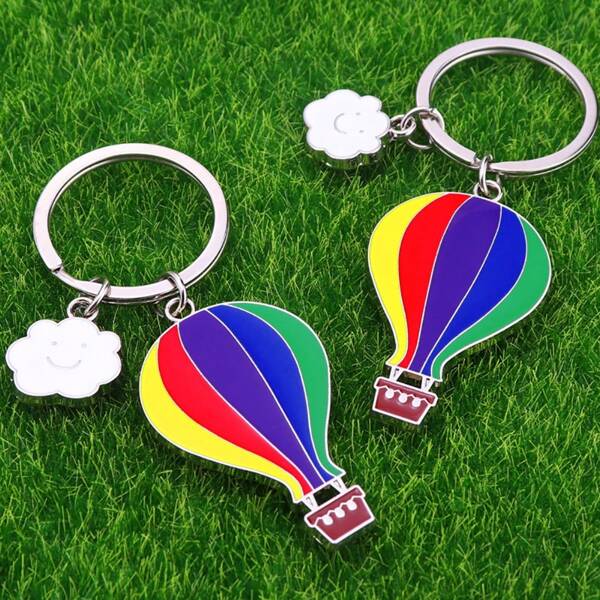 1pc Creative Fashion Cloud Hot Air Balloon Keychain, Casual Cute White Cloud With Flying Hot Air Balloon Model Keyring, Holiday Gift For Family And Friends, Suitable For Daily Decoration
