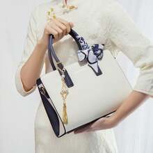 New Large Capacity Tote Bag For Women, Elegant And High-End Crossbody Bag As A Gift For Mom, Classic Fashionable Mode - White With Blue - View 4