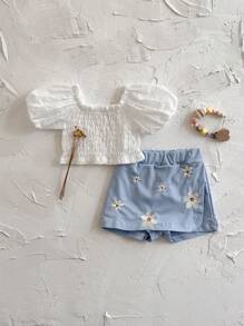 2pcs/Set Newborn Baby Girl White Princess Super Short Puff Sleeve T-Shirt + Floral Embroidery Shorts, Summer