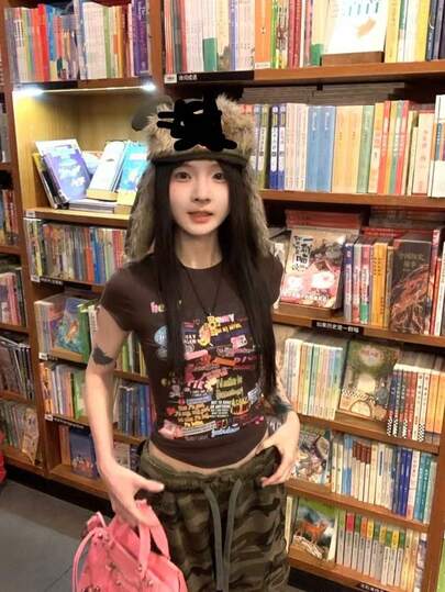 Asymmetrical Fit Printed Short Sleeve T-Shirt For Women, Vintage Stylish Chic Versatile Boat Neck Top, Summer