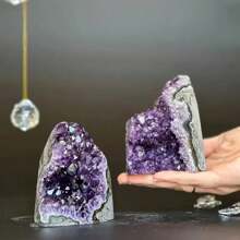 Hochwertige AAA+ Qualität große Amethyst-Kristallgruppe, intensive lila natürlicher Kristall geeignet für Heimdekoration, Schmuckherstellung und Sammlung, ideales Geschenk zum Valentinstag, Weihnachten und Muttertag, boho-artiger Naturstein mit komplexen Kristallmustern, ideal zum Ausstellen und für spirituellen Gebrauch, Edelsteinperlen für Schmuckherstellung