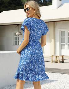 Yesfashion Women's Maternity Short Sleeve Ruffle Dress V Neck Summer Casual Smocked Flowy Midi Dress For Baby Shower Photoshoot - 藍底小白花 - 查看 3