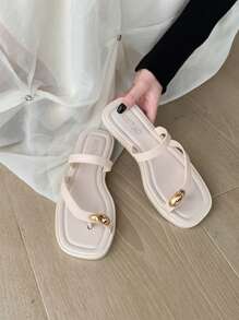 XIXITIAO Sandalias de dedo con suela blanda para mujer XIXITIAO, chanclas de playa, antideslizantes, de unicolor versátil, estilo minimalista francés de punta cuadrada plana, livianas y cómodas, zapatillas de casa adecuadas para playa/exterior/fiesta