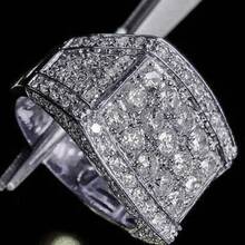 A New Fashionable, Light Luxury, Atmospheric Hip-Hop Style Men's Inlaid Artificial Diamond Decorative Ring - Bạch kim - Xem 2