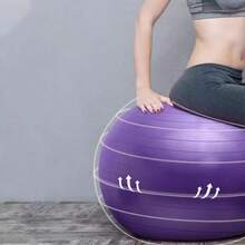 Pelota de yoga - Pelota de ejercicio para entrenamiento de estabilidad de Pilates - Anti-explosión y antideslizante, adecuado para terapia física, parto, estiramiento y ejercicios de fortalecimiento, silla de bola de oficina, asiento flexible, gimnasio en casa - Morado - Ver 3