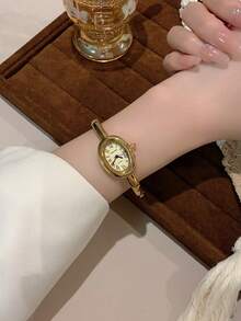 1 件女士简约金银罗马数字优雅商务石英腕表，多功能日常佩戴手链手表纽扣设计佩戴适合派对日常佩戴礼物送给女士情人节礼物 - 均碼 - 查看 2