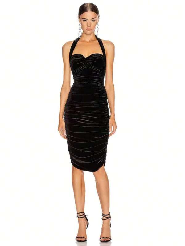 Elegant Velvet Bodycon Prom Dress – Women's Semi-Formal Gown With 3D Pleated Design, Flattering Fit For Homecoming, Cocktail Party, Wedding Guest, Graduation, Dinner & Special Occasions