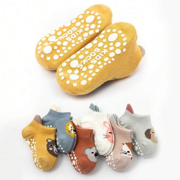 6 pares de meias antiderrapantes, macias e confortáveis para bebês meninos e meninas, meias antiderrapantes para crianças com estampas de desenhos animados, adequadas para todas as estações