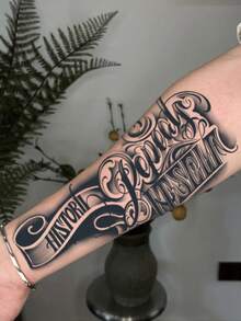 1Pc English Western Pattern Temporary Tattoos Semi Permanent Tattoo Waterproof Sweatproof Last For 1-2 Weeks Realistic Herbal Juice Anti-Friction Non-Reflective Faux Black Fake Tattoos For Woman And Men Tattoo Stickers For Arm, Chest, Leg, Abdomen, Waist, Finger, Neck, Spine, Modernist Body Art - Black - View 2