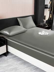 1 Stück einfarbiges dunkelgraues Satin Spannbettlaken, seidenähnlich, mit 1 Spannbettlaken, Matratzenauflage für Valentinstag, Bettwäsche Set modern, weich für Haushalt in King, Queen, Voll oder Einzelgröße, Bettbezug mit tiefer Tasche bis zu 30 cm, atmungsaktiv, knitterarm, besser für den Schlaf, maschinenwaschbar