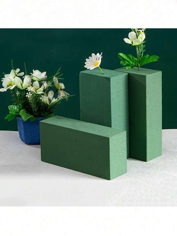 1/3/6/10/12/16Pcs Square Foam Floral Foam Blocks Are Suitable For Flower Arrangements With Fresh Flowers And Artificial Flowers. Their Size Is 5.5 Inches * 3.15 Inches * 1.77 Inches.