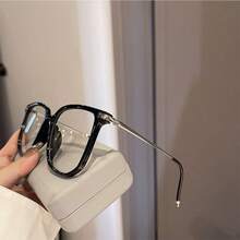 " LOVE " Series Blue Light Glasses For Woman, Oversize Light Weight Fashion Computer Glasses On Office Reduce Eye Strain Anti Migraine For Working Reading Computer , TV Glasses, Stylish Square Frame, Anti Glare Leopard  Small Face Square   Reduce Eye Fatigue On Computers, TVs, Phones, And Games, Suitable For Reading/Computer Reading Lense Screen Protector Plain Glasses   Clear Lens Glasses,Blue Light Glasses For Woman Men Safety Glasses Blue Light Blocking Glasses  Protection Computer Gaming Glasses   Women Cute Light Weight Red Frame Oversized Non Prescription Small Face Square Cat Eye  Reduce Eye Fatigue On Computers, TVs, Phones, And Games, Suitable For Computer Lense Screen Protector Plain Glasses   Clear Lens Glasses Blue Light   Light Blocking Glasses   For For Women Men  Light Glasses For    Glasses For Women  99 Blue Light  Glasses For Woman - Họa tiết da báo - Xem 8