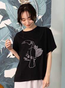 Women's Loose Black Printed T-Shirt - Short Sleeves, Loose Fit, Machine Washable, Japanese Text, Panda Pattern Design