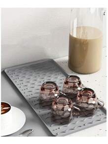 1 Stück Hochwertige Silikon-Kaffeematte - Auslaufsicher, leicht zu reinigen, rutschfeste Oberfläche, ergonomisches Design, geeignet für Espressomaschinen, Kaffeetische, Kaffeebar-Matten in Haushalten, Großküchen, Bars und Hotels.