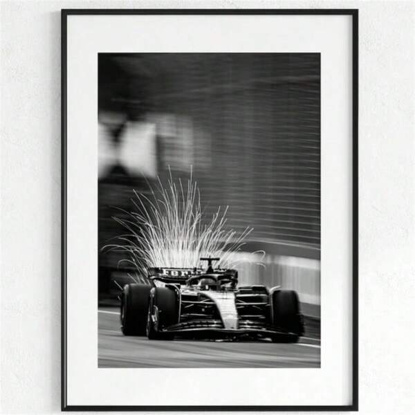 1 Pc F1 Track Poster, Unique Car Print Wall Art, Black And White Iconic F1 Photo, Modern Living Room Home Bedroom Office Canvas Print Wall Art Decor Frameless Painting