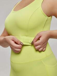 大码女士可调节宽肩带纯色交叉后背加厚支撑运动文胸