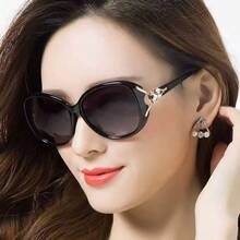 1pc Women's Black Sunglasses With Camellia Hollow Lacquer Rose Flower Large Frame - Black - View 5