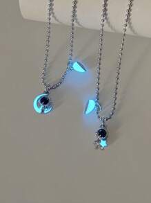 ATLVXJL 2pcs/Set Glow-In-The-Dark Astronaut Constellation Projection Bead Magnetic Necklace With Stainless Steel Chain, Casual Couple Jewelry Suitable For Daily Wear And Valentine's Day Gift